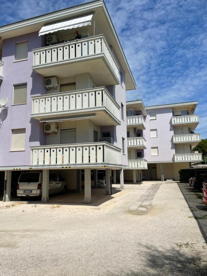 Diana Ovest Apartment Bibione Exterior photo